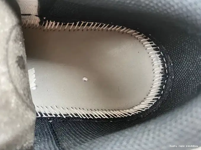 Rep Husky Jordan OG Air Low Mocha 1 CZ0790-102 0409